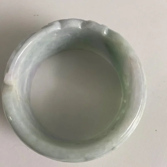 Jade 1 1/2” bangle bracelet 2 3/4” citcfrance - Picture 4 of 6